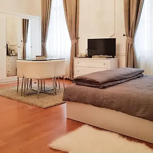 ékszerdoboz A Budai Vár Alatt Appartement